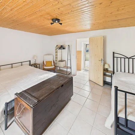 Maison Pour 5 - Grande Jardin Et Terrasse - Jacuzzi * Plazac