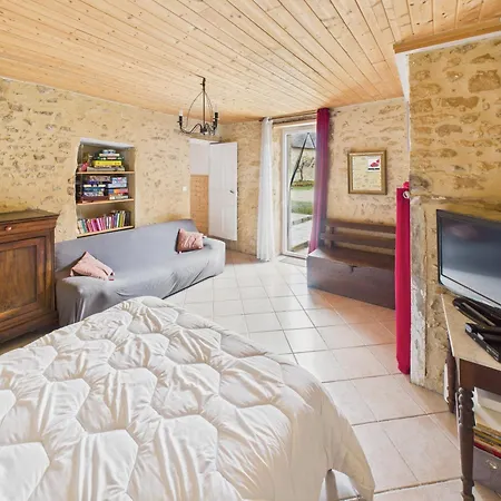 Maison Pour 5 - Grande Jardin Et Terrasse - Jacuzzi Holiday home