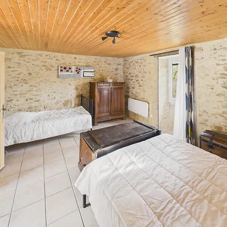 Maison Pour 5 - Grande Jardin Et Terrasse - Jacuzzi Hébergement de vacances