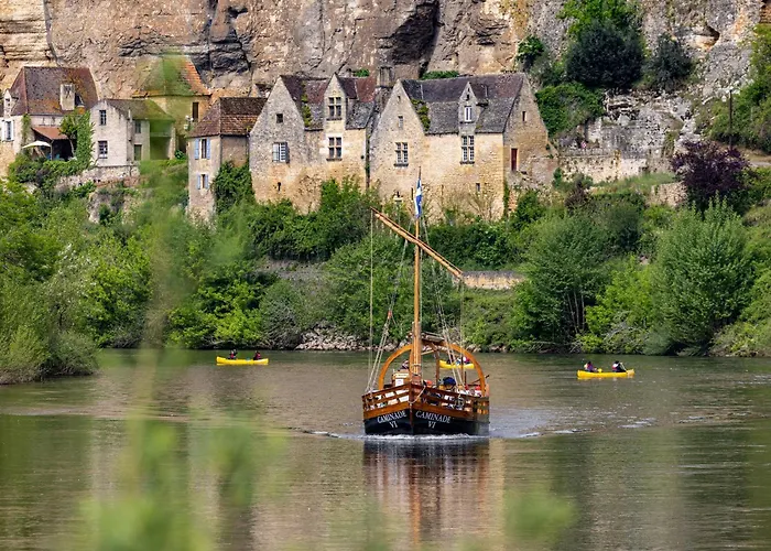 Casa vacanze Maison Pour 5 - Grande Jardin Et Terrasse - Jacuzzi *